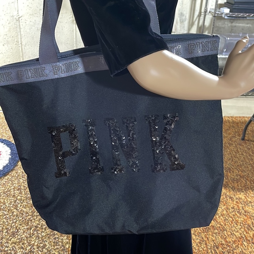 VICTORIA’S SECRET PINK BLACK SEQUINNED SHOPPER